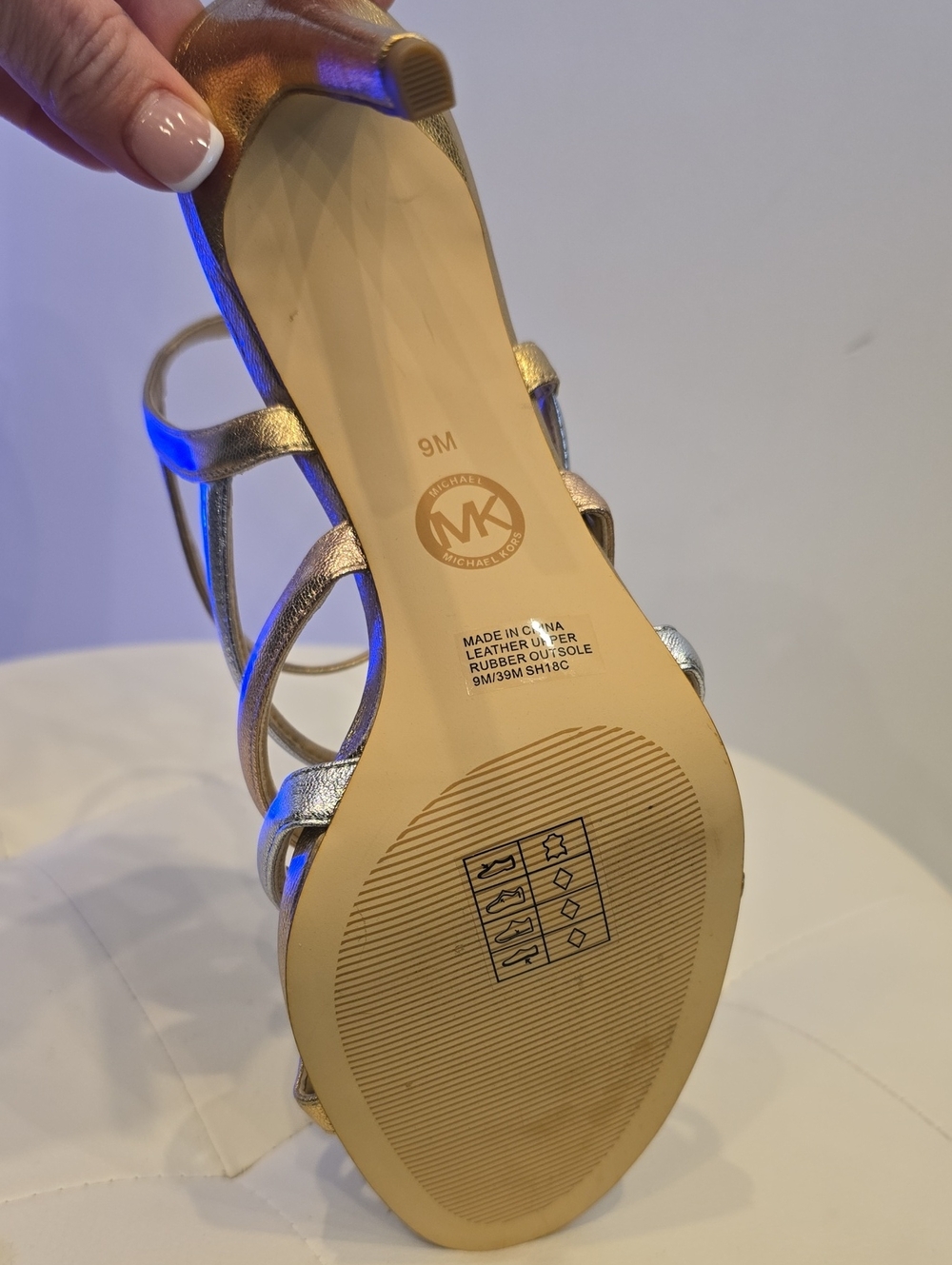 Michael KORS Nantucket Metallic Rose Silver Gold Strappy High Heel Sandals 9 - Picture 3 of 6